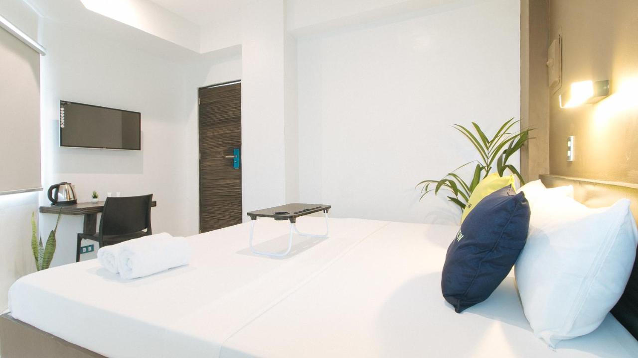 Urbanview At San Antonio'S Place Sampaloc Manila Ngoại thất bức ảnh